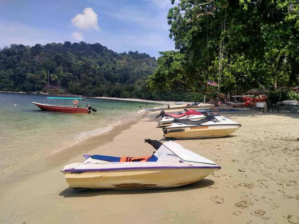 Shoplot Hostel Pangkor كامبونغ باسير بوغاك المظهر الخارجي الصورة